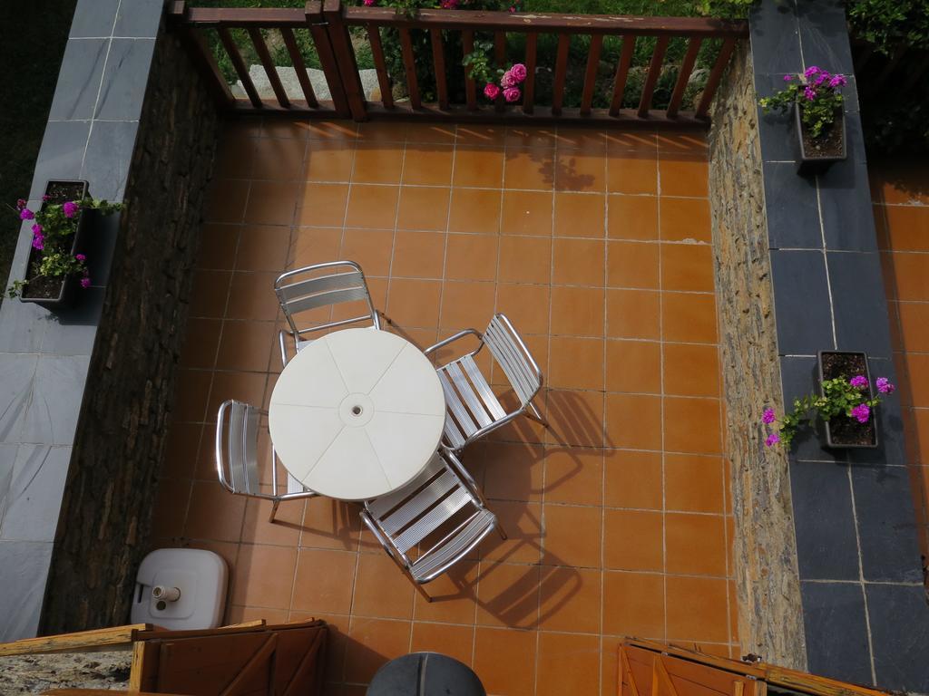 Apartaments El Ribal Valencia D'Aneu Экстерьер фото